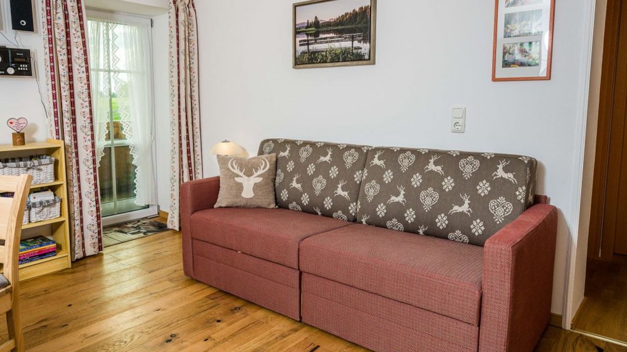 Sofa im Wohnraum Sofa im Wohnraum